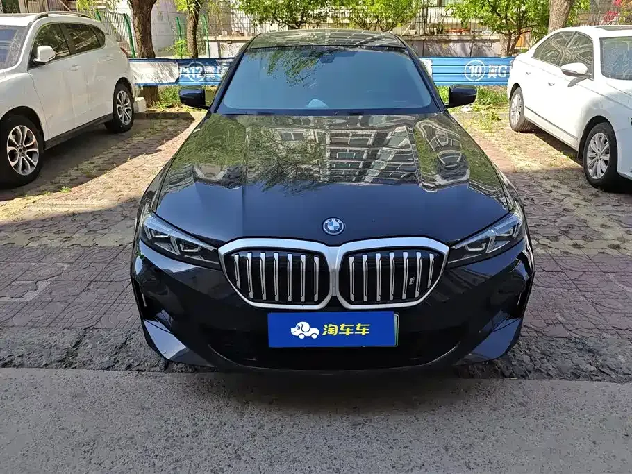 BMW i3 — фото 1