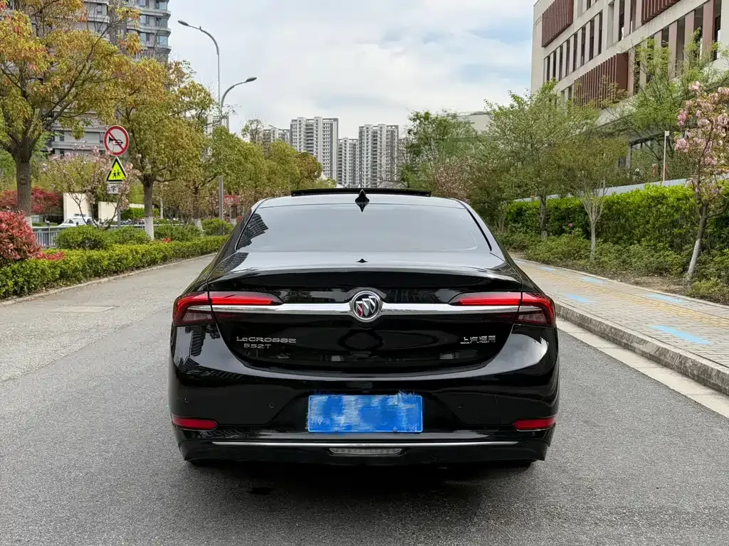 Buick LaCrosse 2023 из CN, фото 8