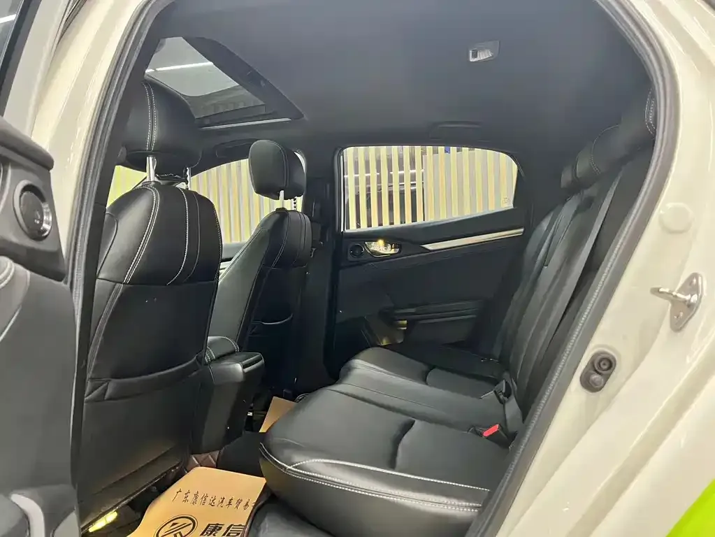 Honda Civic — фото 4