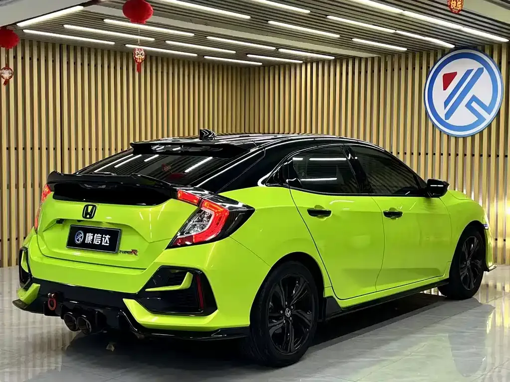 Honda Civic — фото 10