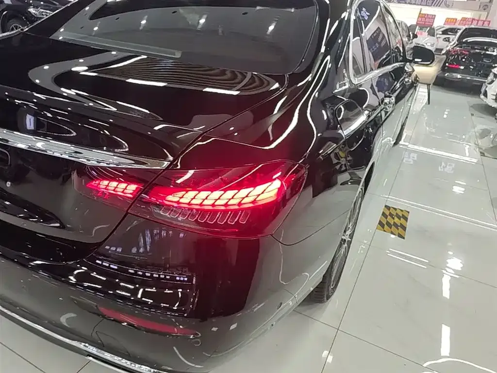 Mercedes-Benz E-Class 2021 из CN, фото 2