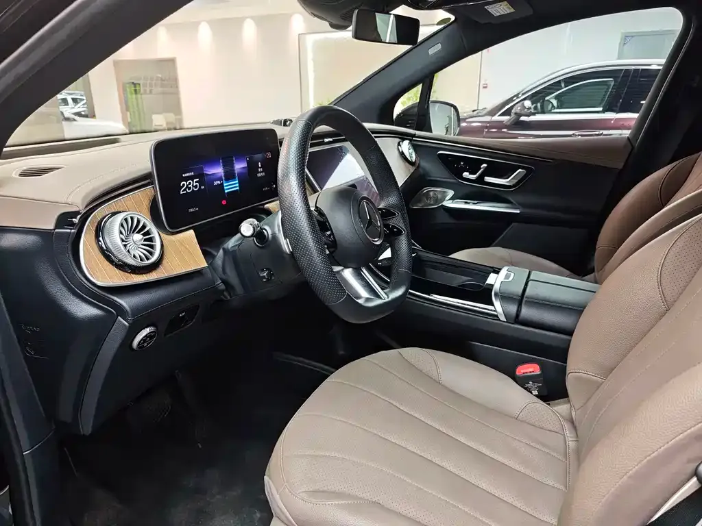 Mercedes-Benz EQE SUV 2024 из CN, фото 4