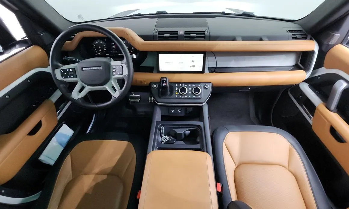 Land Rover Defender 2024 из KR, фото 10