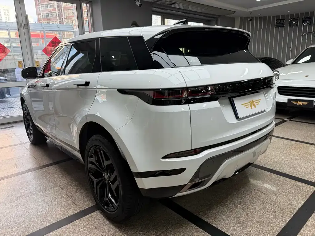 Land Rover Evoque — фото 10