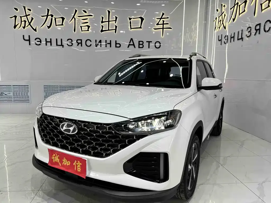 Hyundai ix35 — фото 1