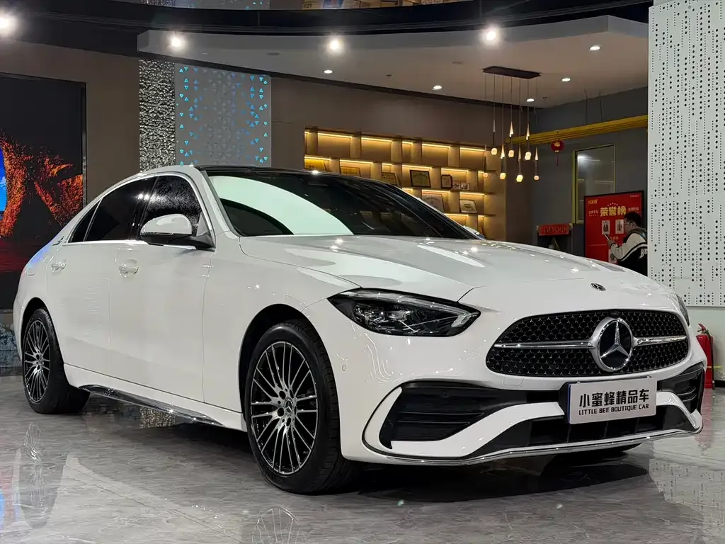 Mercedes-Benz C-Class — фото 10