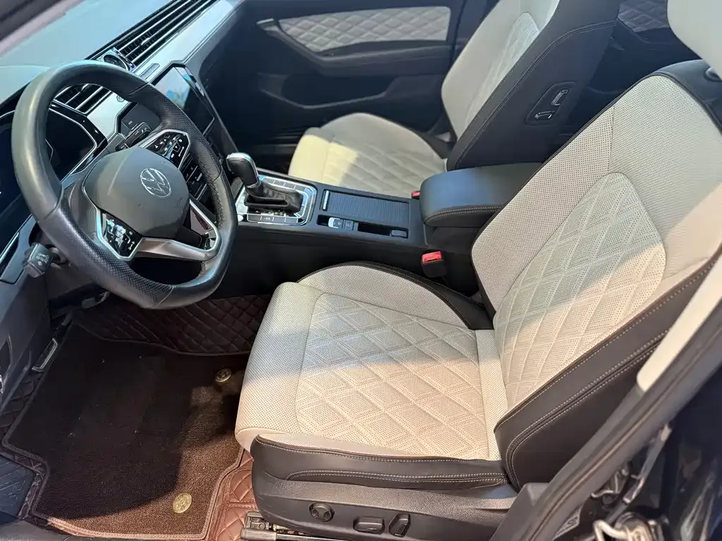 Volkswagen Magotan 2023 из CN, фото 8