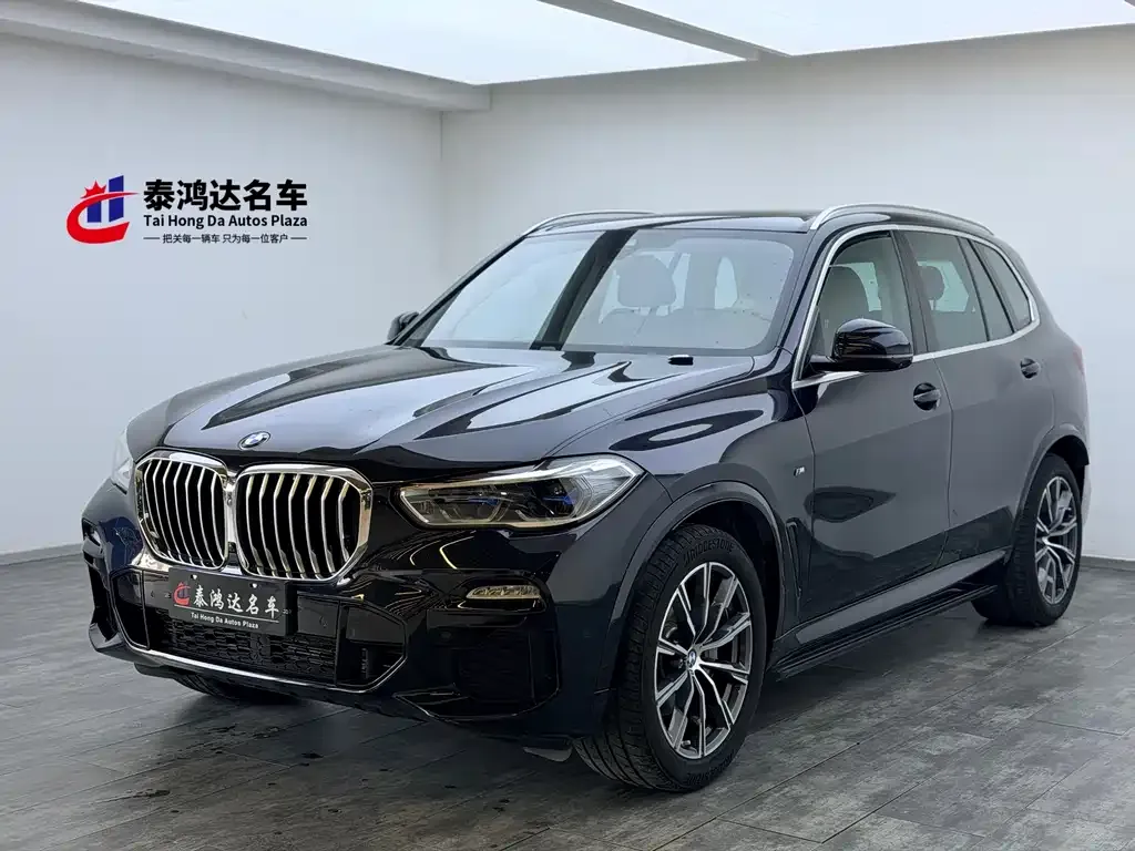 BMW X5 (Import) — фото 1
