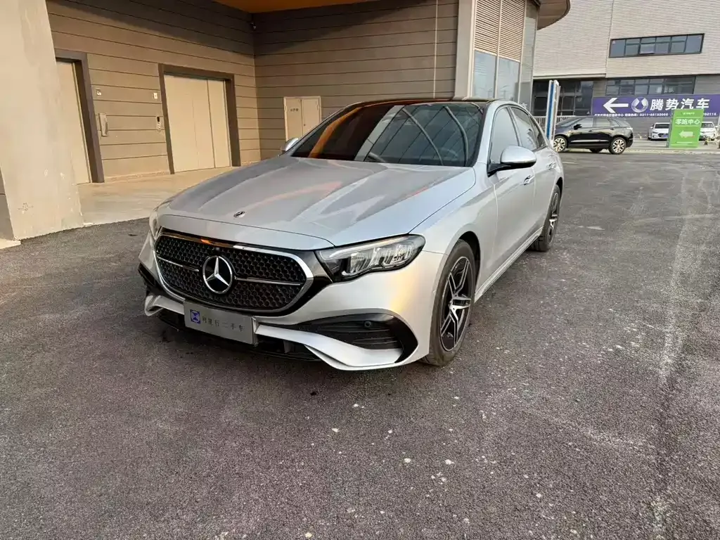 Mercedes-Benz E-Class (Import) — фото 1