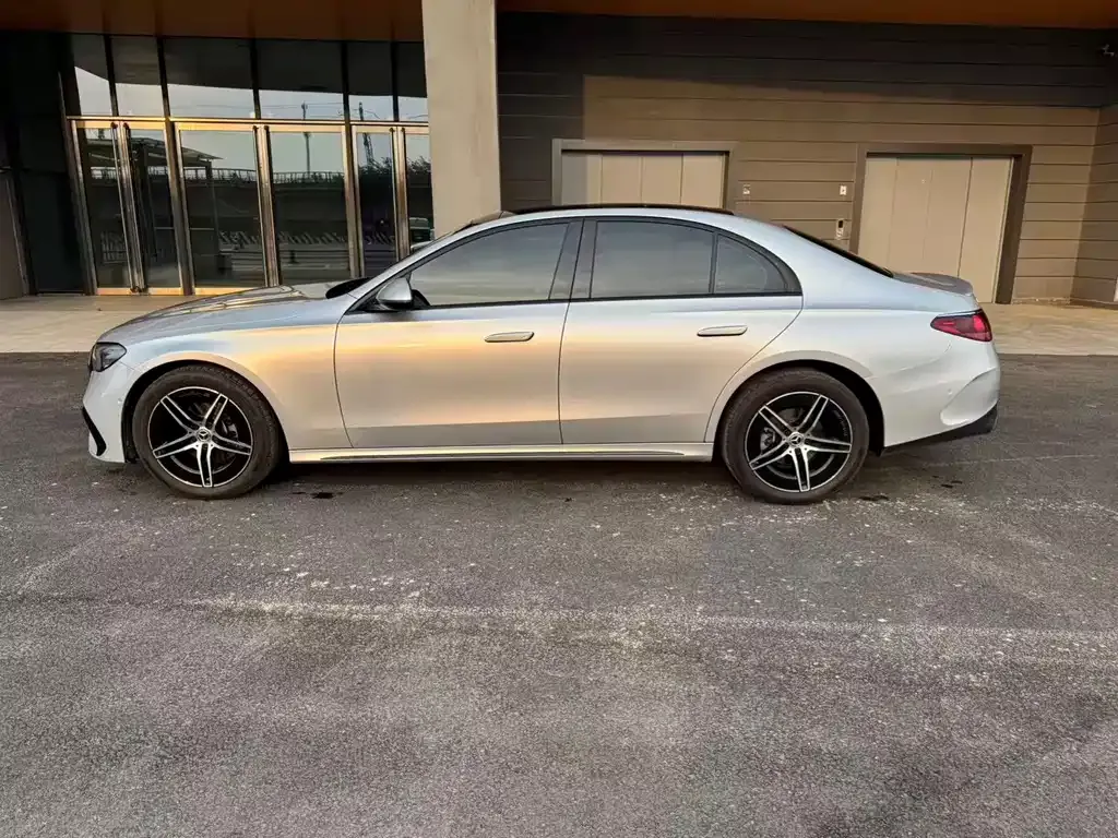 Mercedes-Benz E-Class (Import) — фото 8