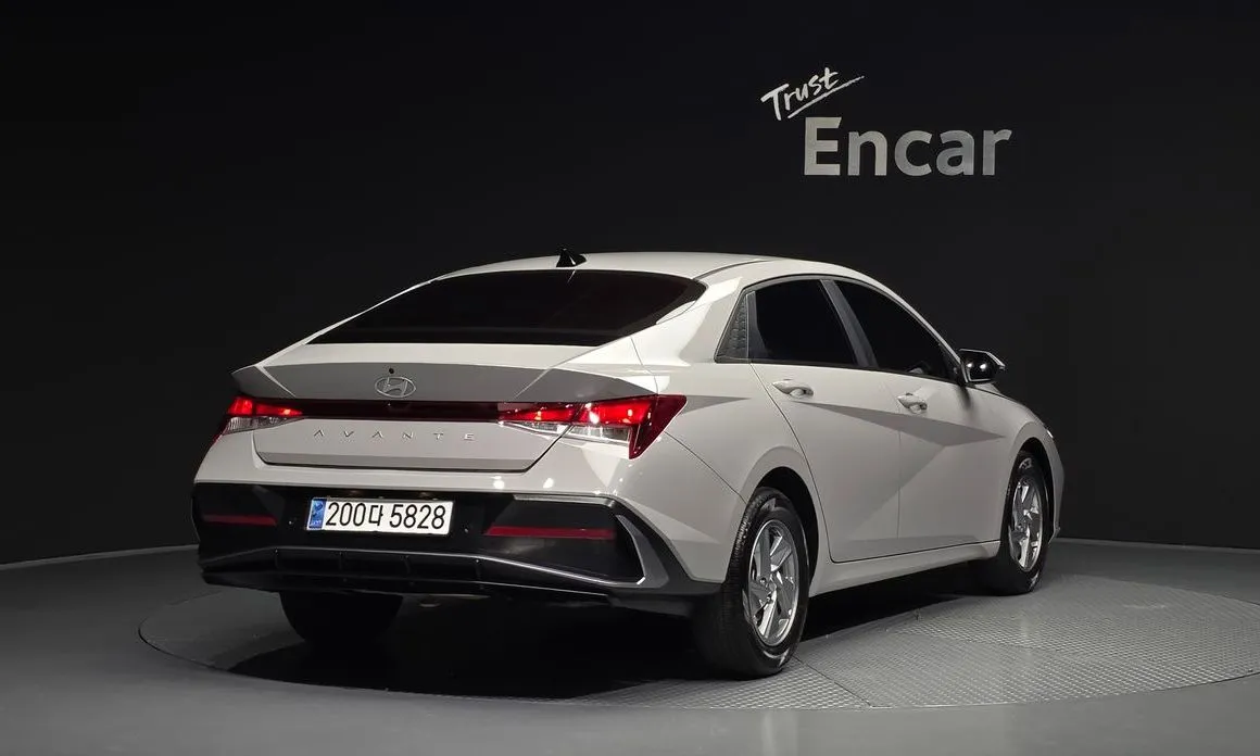 Hyundai AVANTE 2024 из KR, фото 4