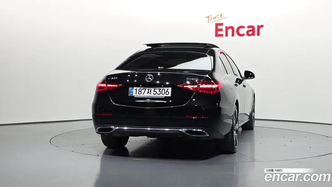 Mercedes-Benz C-Class 2023 из KR, фото 2