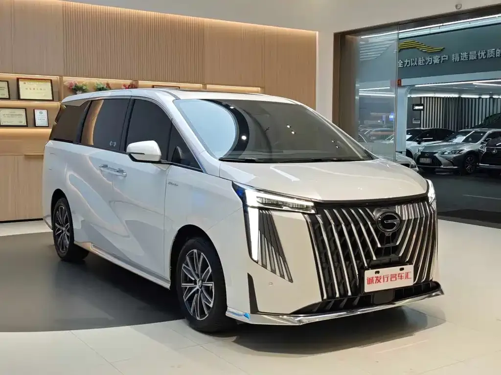 GAC Motor Trumpchi M8 — фото 6