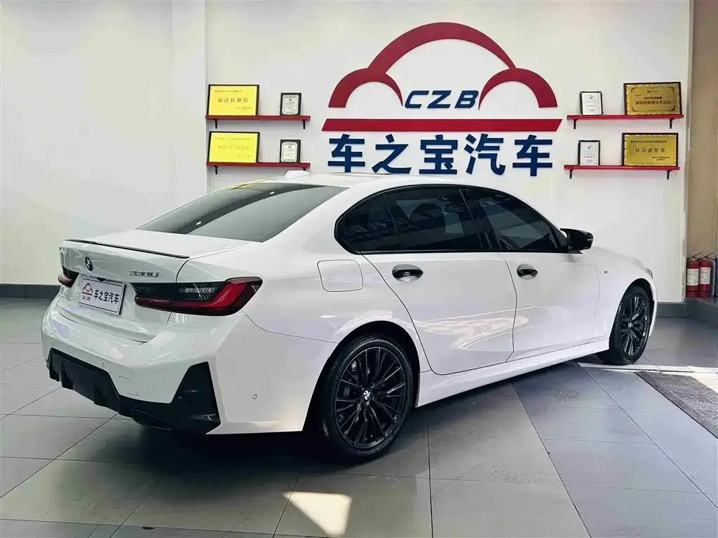 BMW 3 Series 2023 из CN, фото 5