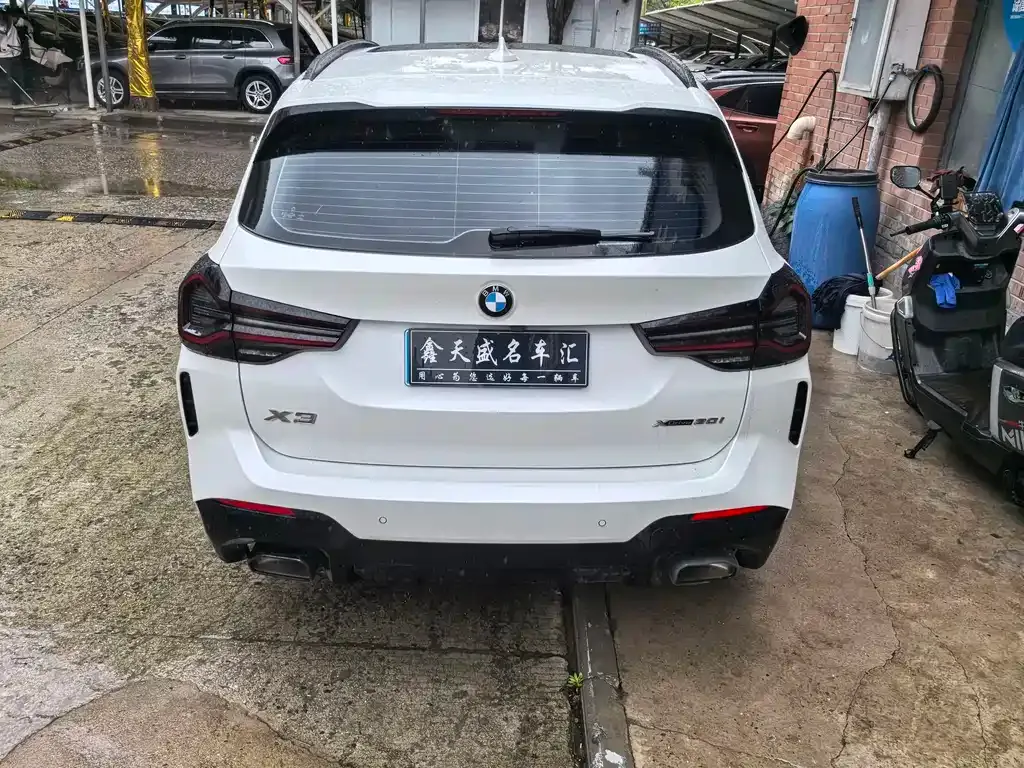 BMW X3 — фото 10
