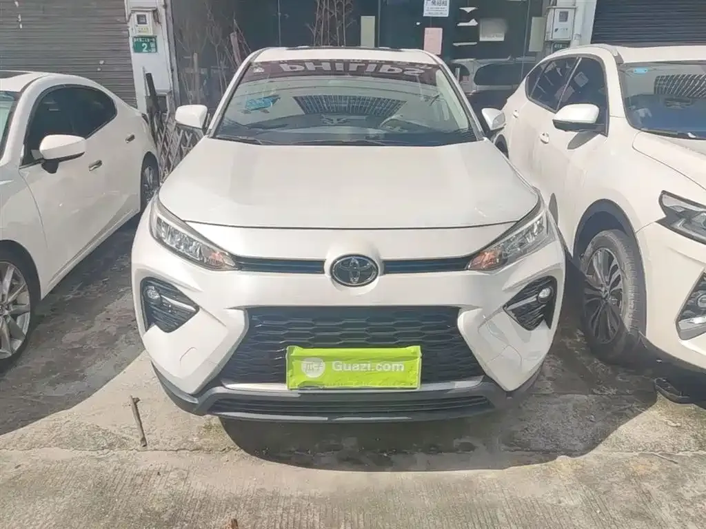Toyota Wildlander — фото 10