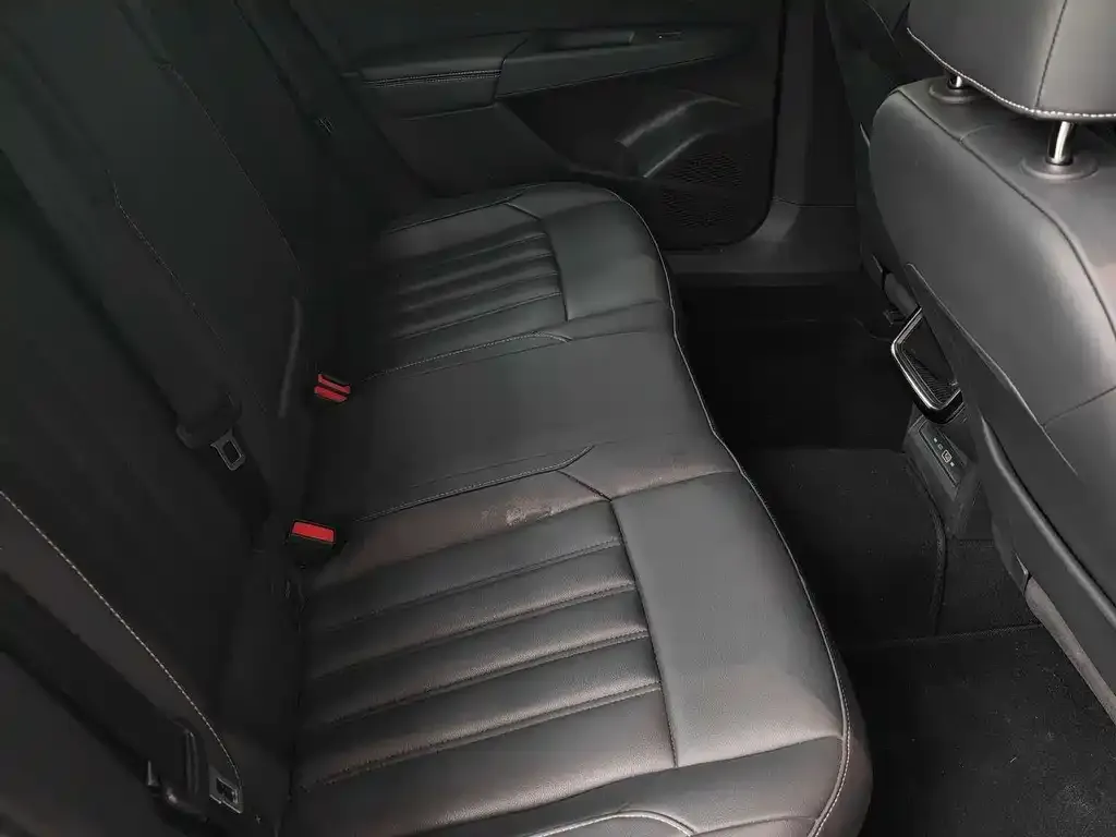 Volkswagen Passat — фото 2