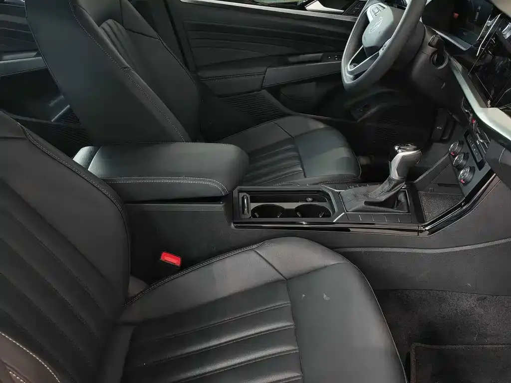 Volkswagen Passat — фото 5