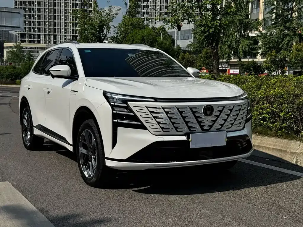 Changan CS75PLUS 2026 из CN, фото 4