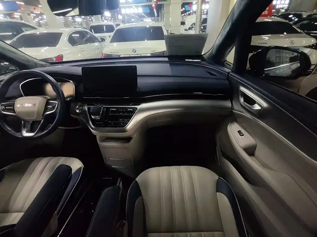 Roewe iMAX8 — фото 8