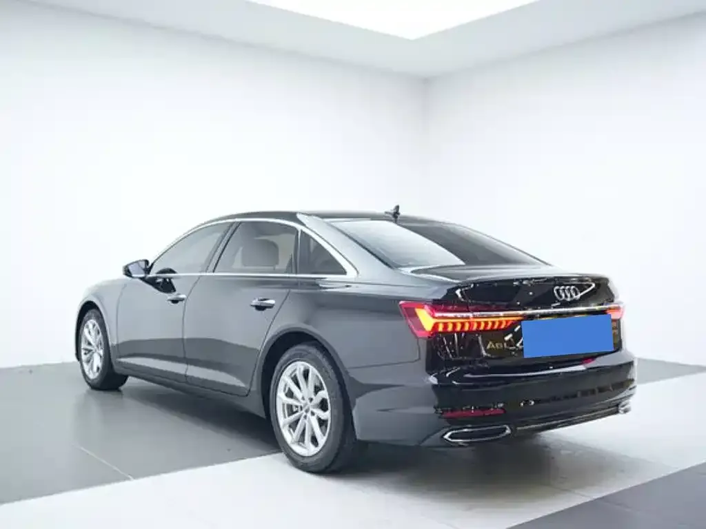 Audi A6L 2021 из CN, фото 4