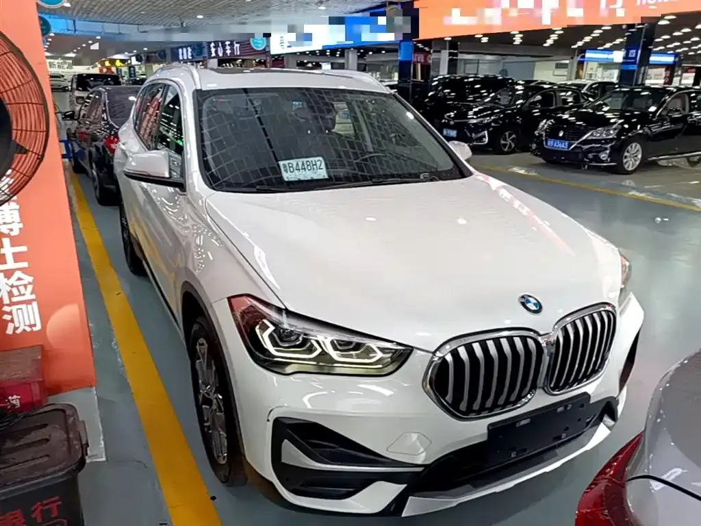 BMW X1 — фото 10
