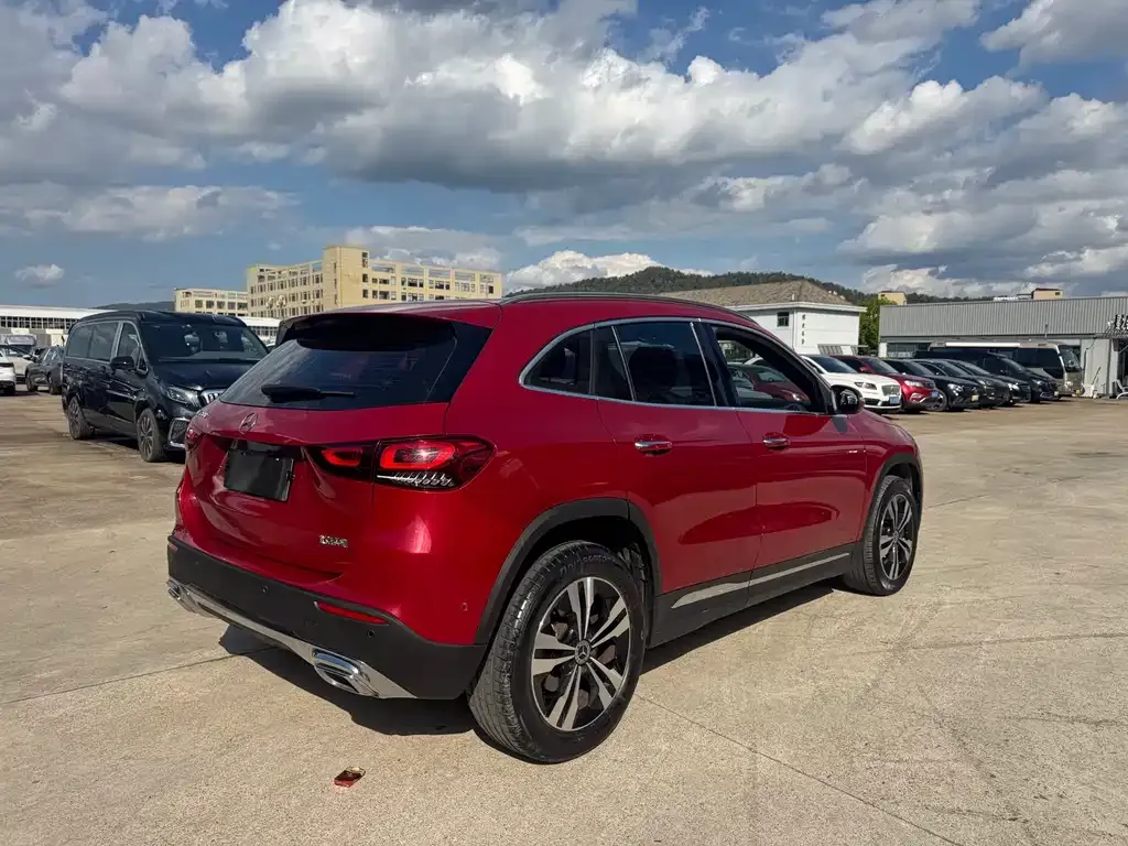 Mercedes-Benz GLA — фото 8