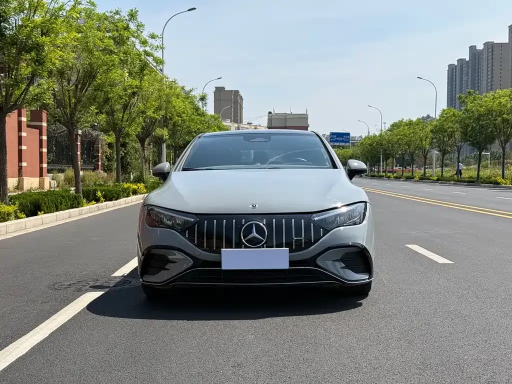 Mercedes-Benz EQE 2023 из CN, фото 2