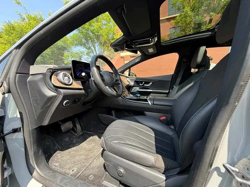 Mercedes-Benz EQE 2023 из CN, фото 7