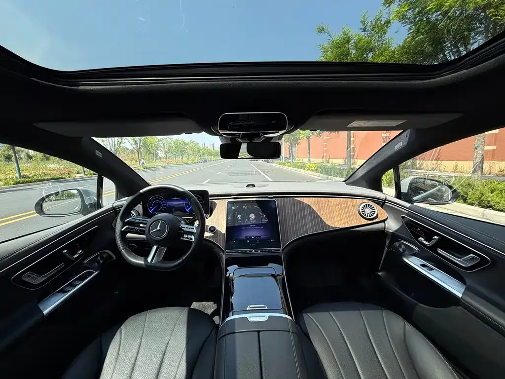 Mercedes-Benz EQE 2023 из CN, фото 6