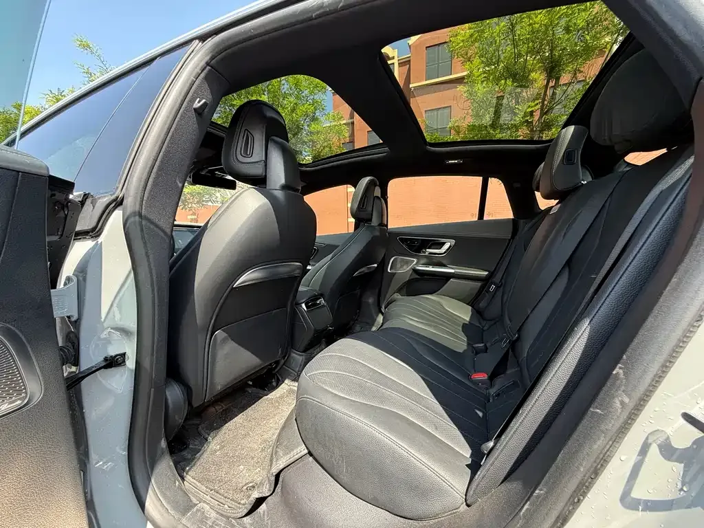 Mercedes-Benz EQE 2023 из CN, фото 3