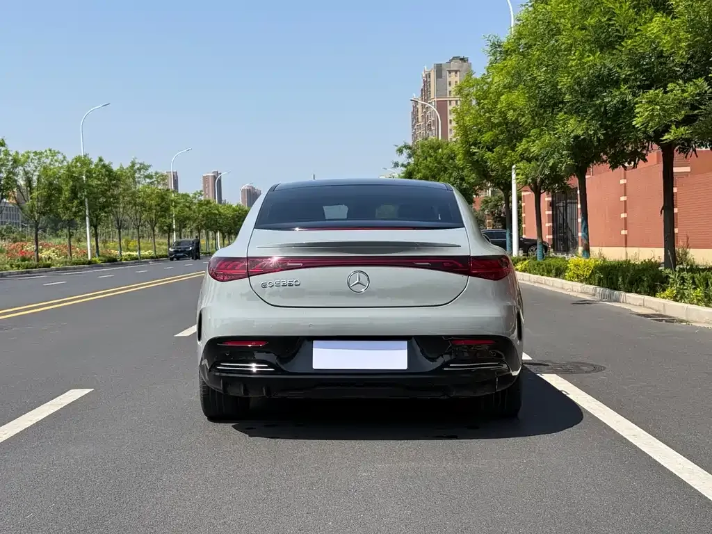 Mercedes-Benz EQE 2023 из CN, фото 4