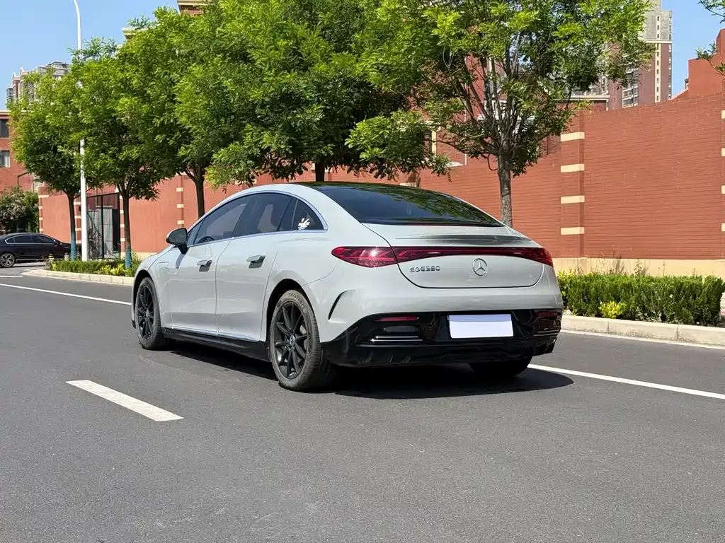 Mercedes-Benz EQE 2023 из CN, фото 8