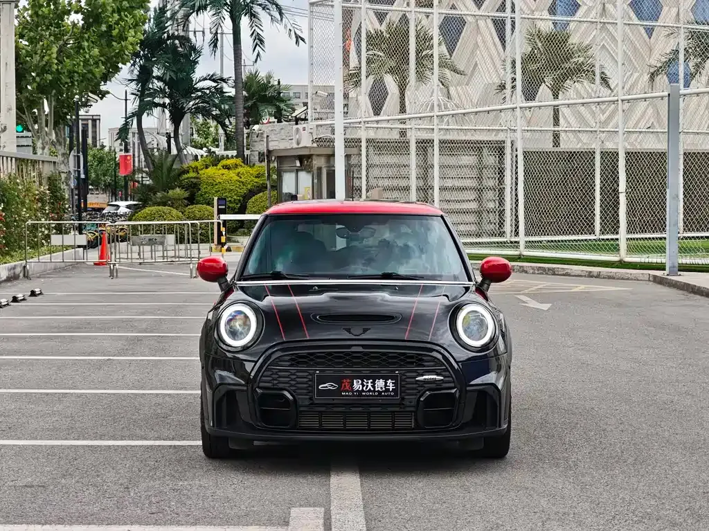 MINI JCW (John Cooper Works) — фото 9