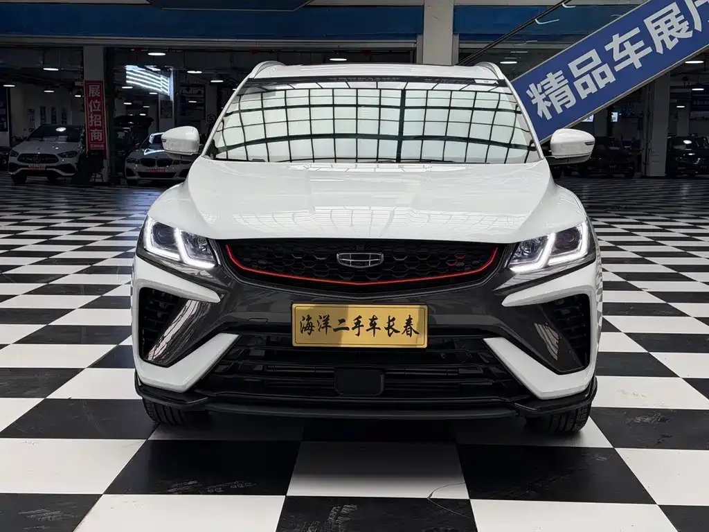 Geely Binyue — фото 10