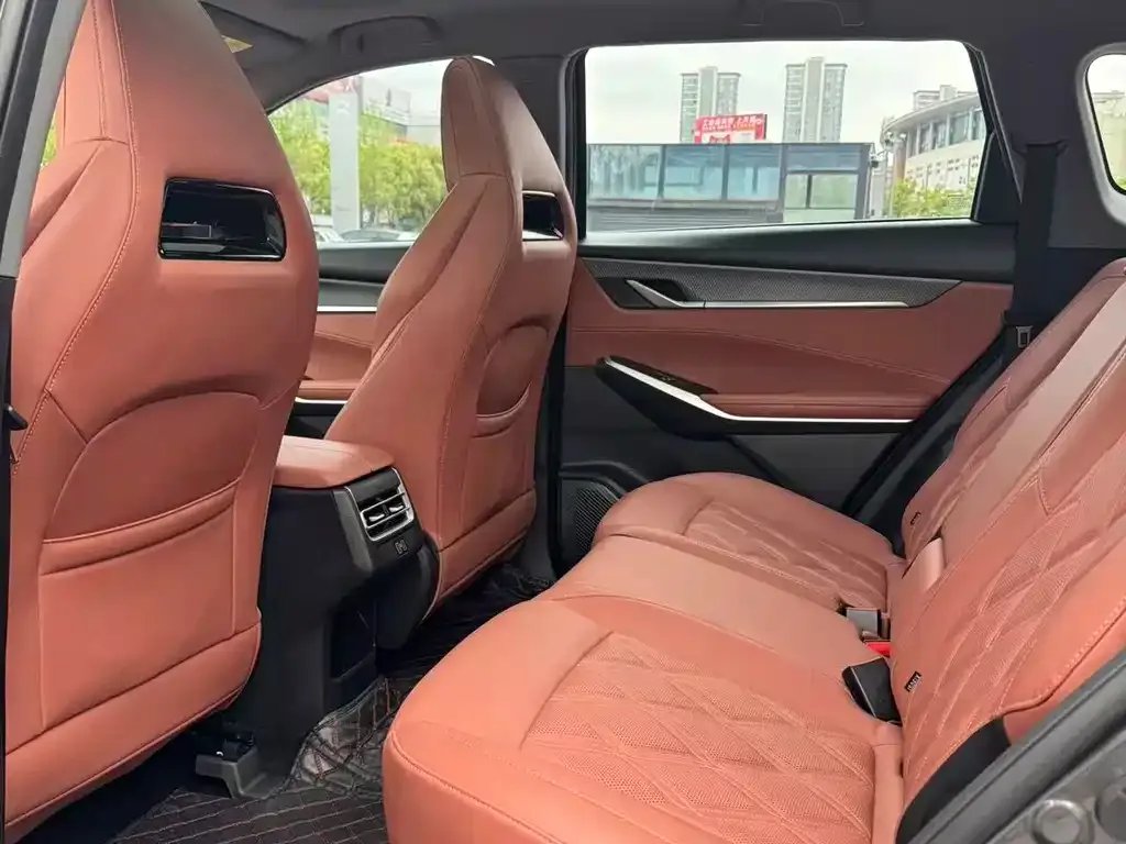 Changan CS75PLUS — фото 2