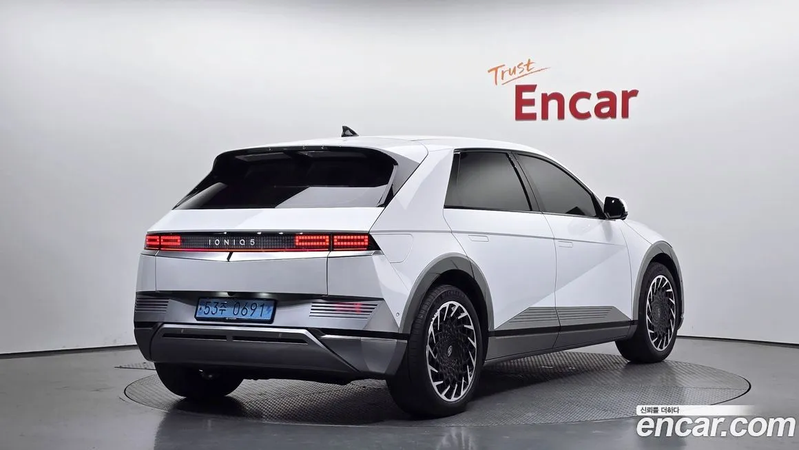 Hyundai Ioniq5 — фото 4