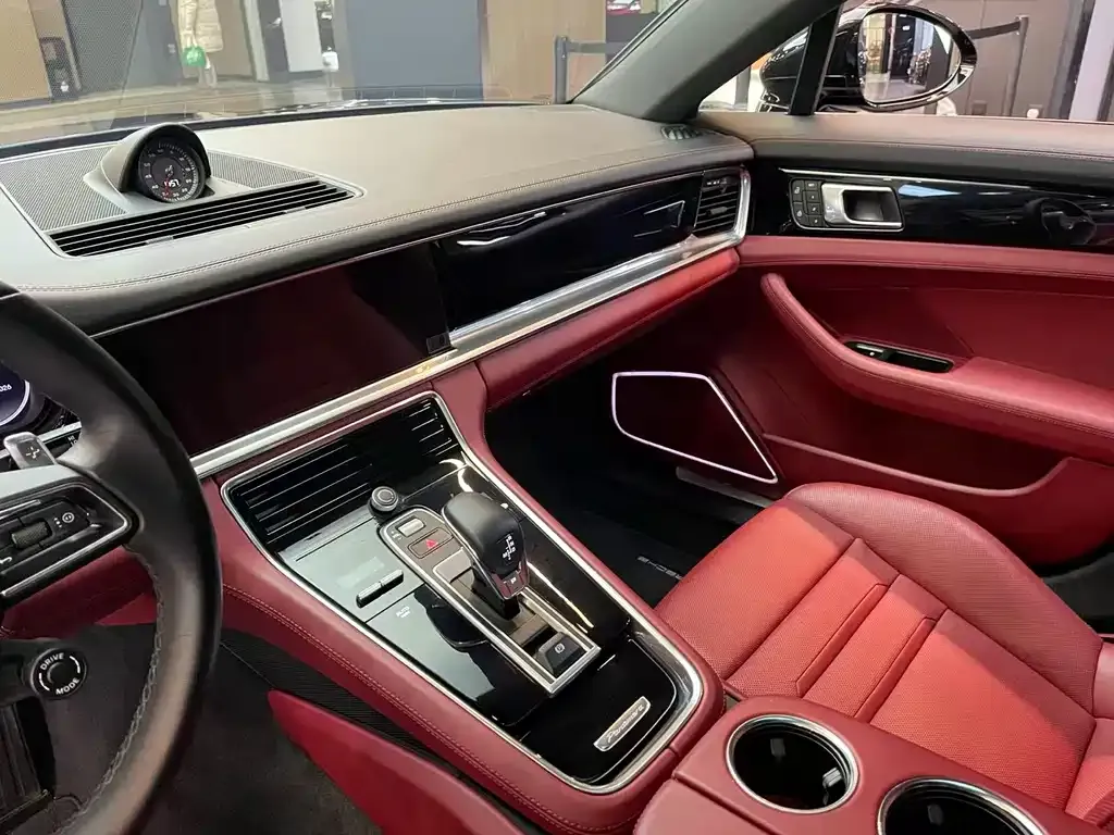 Porsche Panamera — фото 10