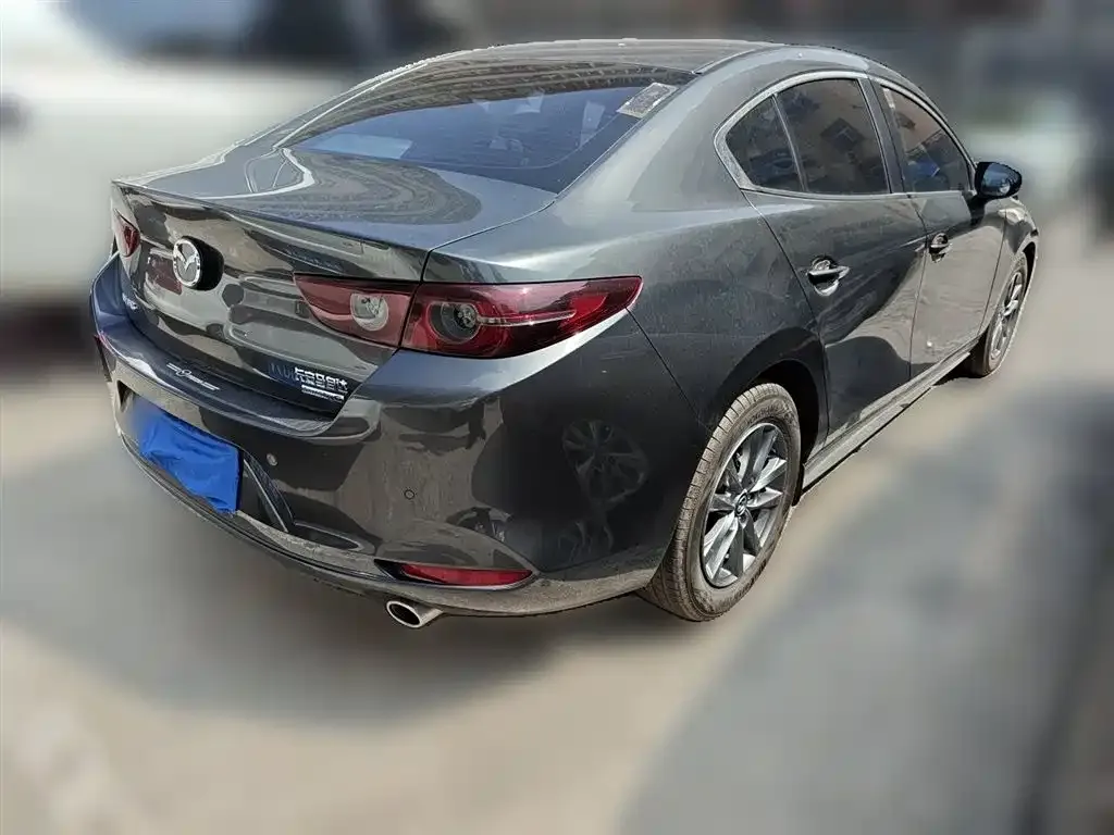Mazda 3 Axela — фото 9