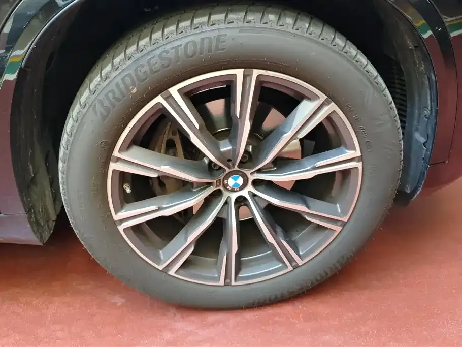BMW X5 (Import) — фото 9