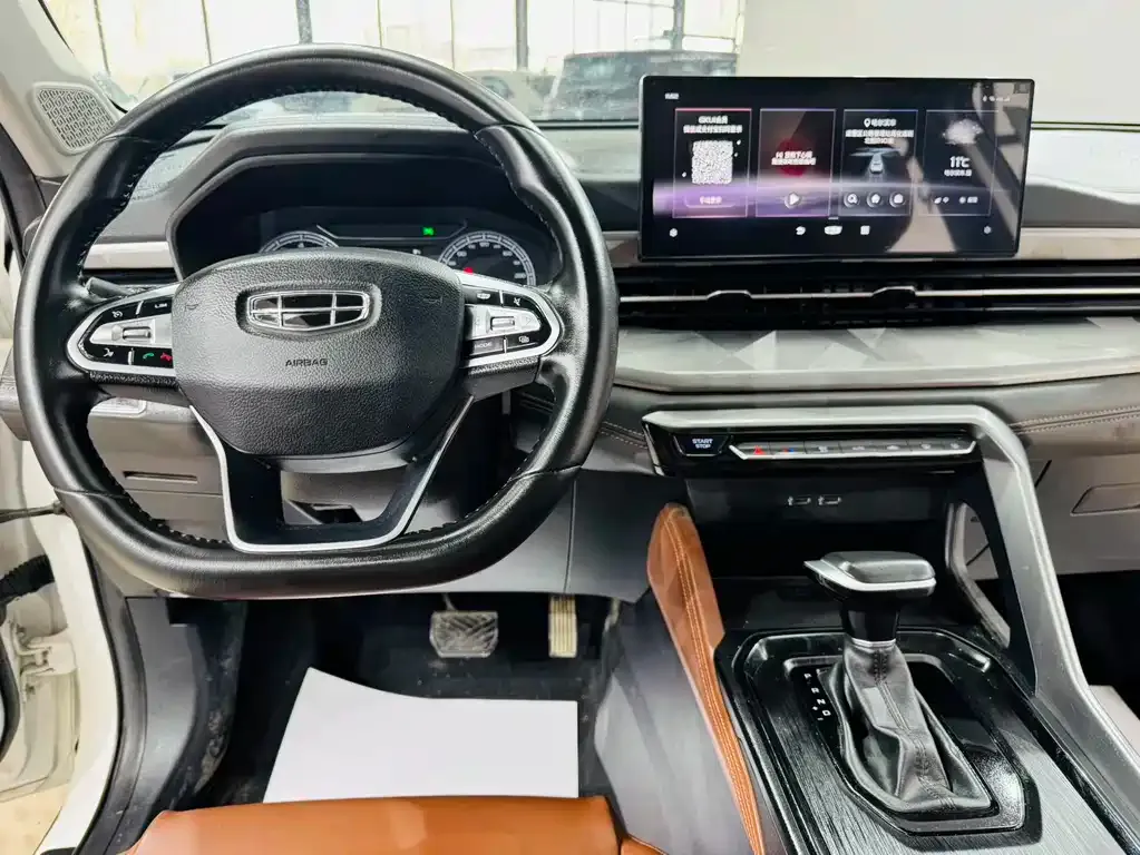 Geely Vision X6 — фото 10