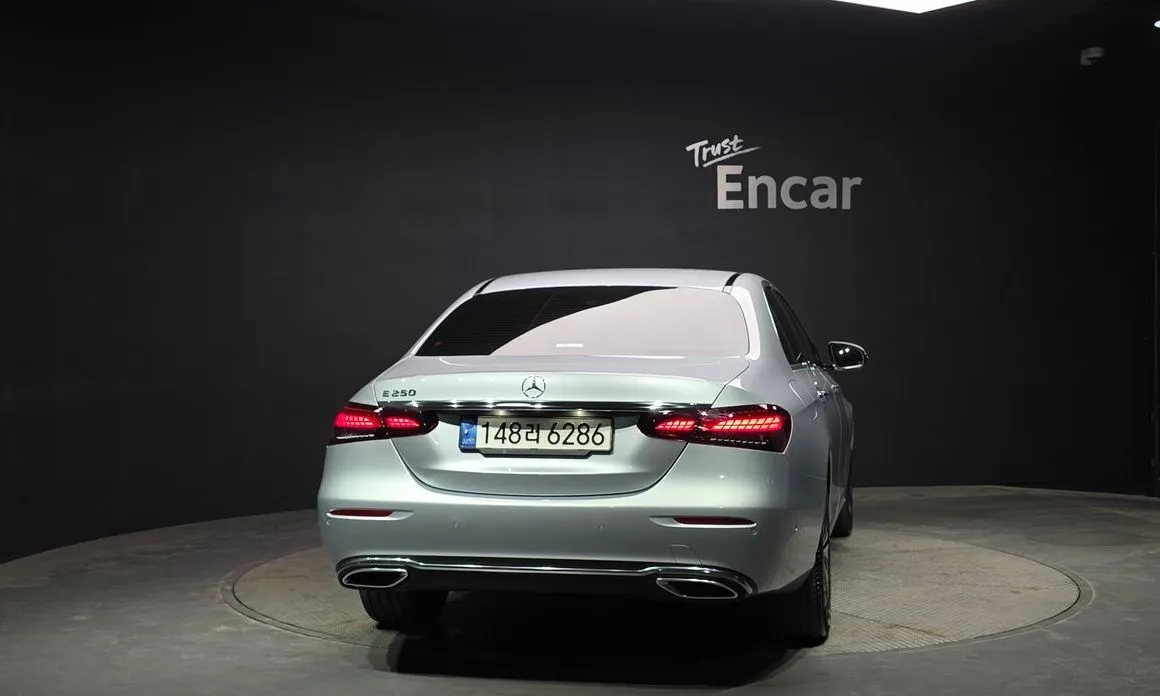 Mercedes-Benz E-Class 2022 из KR, фото 5