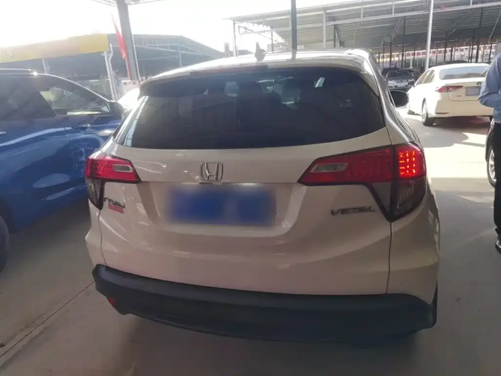 Honda Vezel 2021 из CN, фото 3