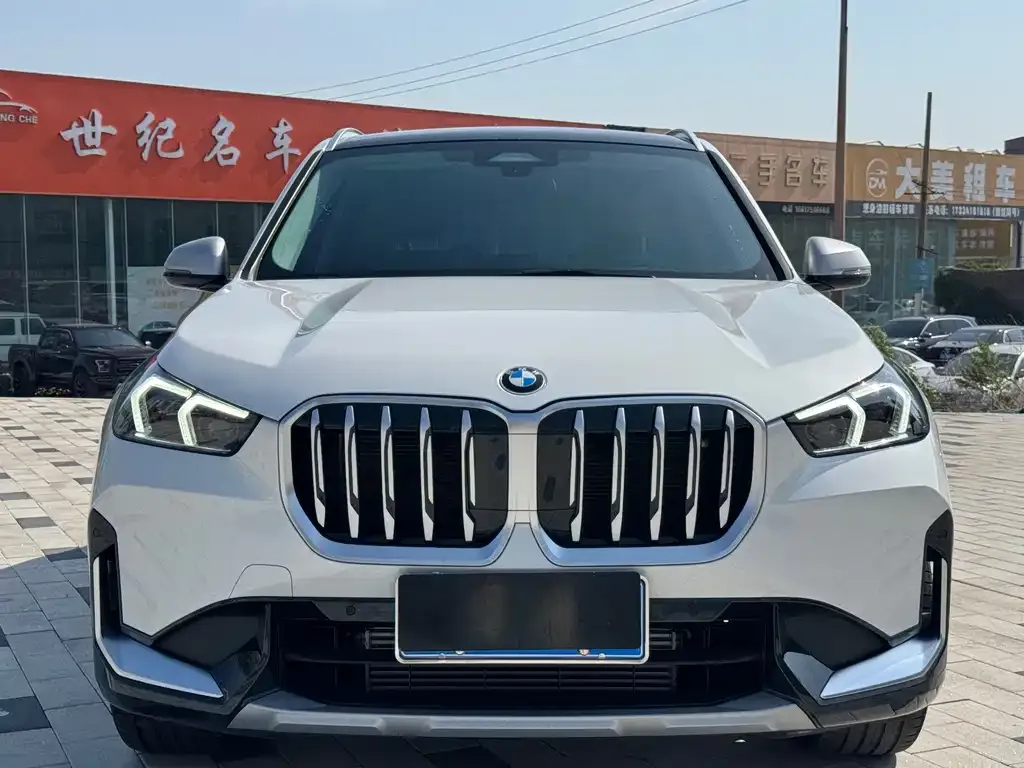BMW X1 — фото 2