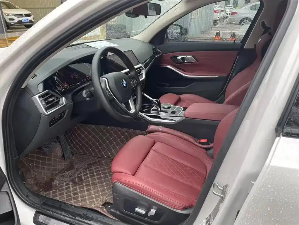 BMW 3 Series 2022 из CN, фото 7
