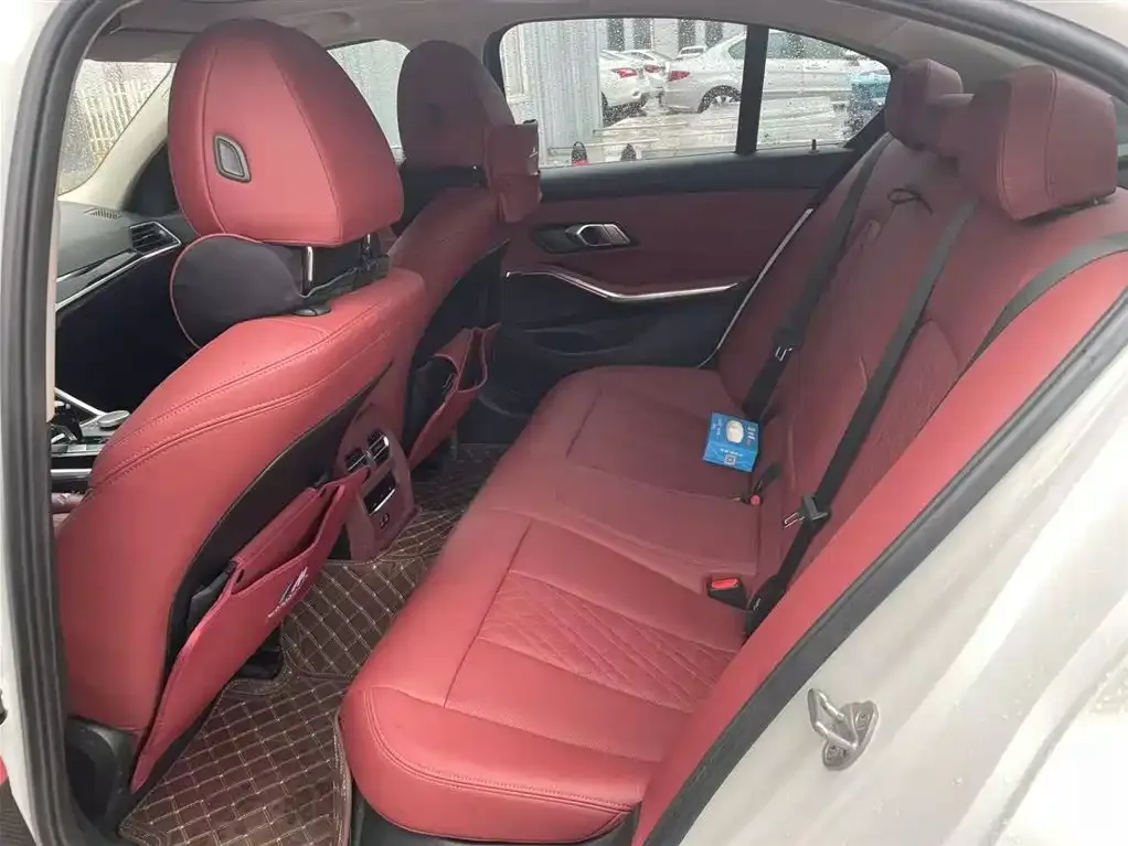 BMW 3 Series 2022 из CN, фото 10