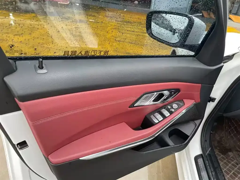 BMW 3 Series 2022 из CN, фото 9