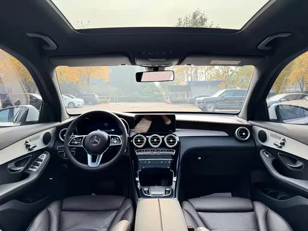 Mercedes-Benz GLC 2021 из CN, фото 2
