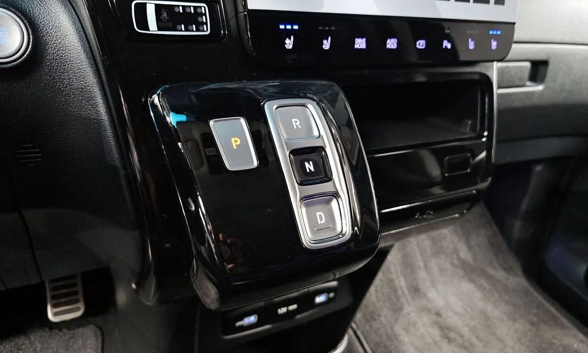 Hyundai Staria — фото 10
