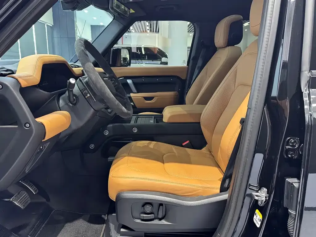 Land Rover Defender — фото 2